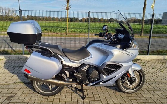 Gebrauchtmotorrad Triumph Trophy SE - Bild 4