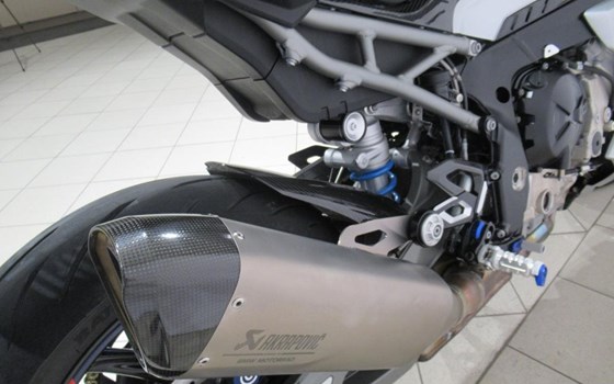 Gebrauchtmotorrad BMW M 1000 RR - Bild 17
