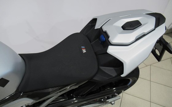 Gebrauchtmotorrad BMW M 1000 RR - Bild 18