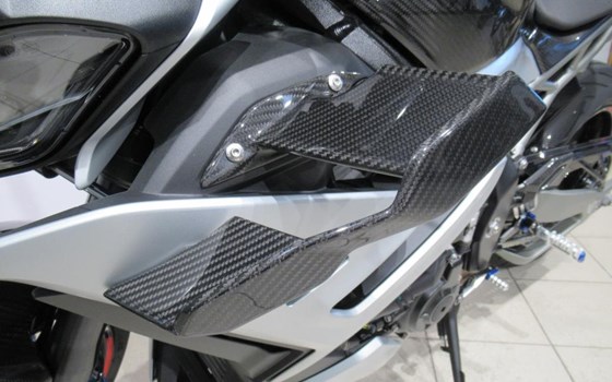 Gebrauchtmotorrad BMW M 1000 RR - Bild 24