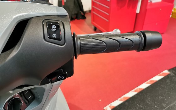 Neufahrzeug Honda SH150i - Bild 11