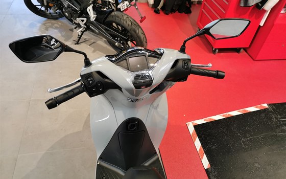 Neufahrzeug Honda SH150i - Bild 9