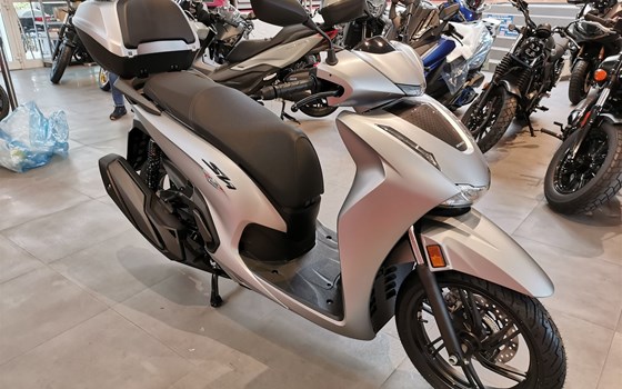 Neufahrzeug Honda SH350i - Bild 5