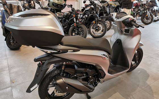 Neufahrzeug Honda SH350i - Bild 6