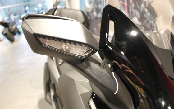 Neufahrzeug Honda Forza 350 - Bild 7