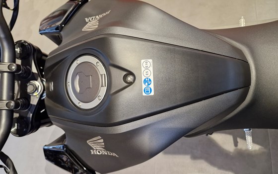 Neufahrzeug Honda CB125R - Bild 12