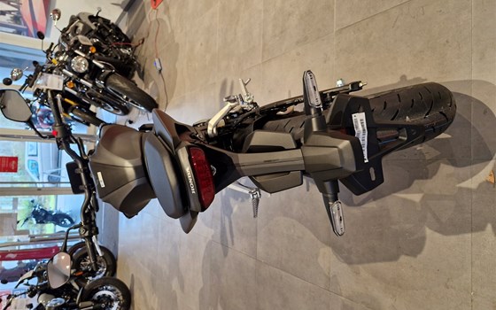 Neufahrzeug Honda CB125R - Bild 8