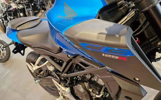Neufahrzeug Honda CB125R - Bild 4