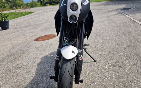 Gebrauchtmotorrad KTM 640 Duke 2 - Bild 3