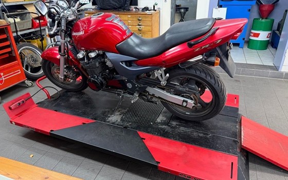 Gebrauchtmotorrad Kawasaki ZX 750 - Bild 2