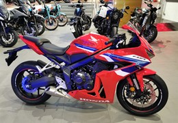 Neumotorrad Honda CBR650R