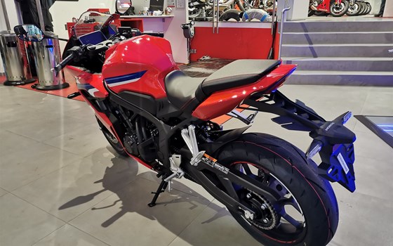 Neufahrzeug Honda CBR650R - Bild 8