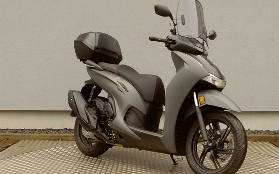 Gebrauchtmotorrad Honda SH350i - Bild 2