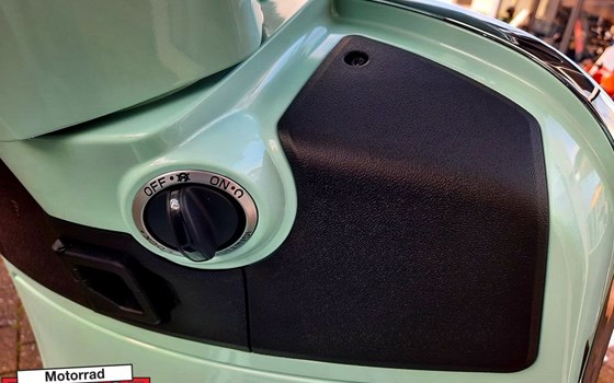 Neufahrzeug Vespa GTS 125 - Bild 10