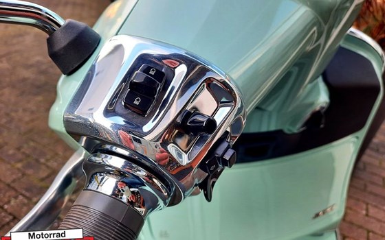 Neufahrzeug Vespa GTS 125 - Bild 9