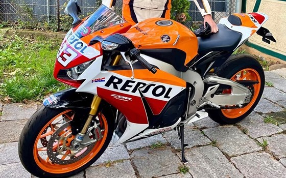 Gebrauchtmotorrad Honda CBR1000RR Fireblade SP - Bild 1
