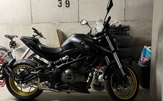 Gebrauchtmotorrad QJ Motor SRK 400 - Bild 3