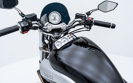 Motorrad Occasion Yamaha V-Max VMX 1200 - Bild 4