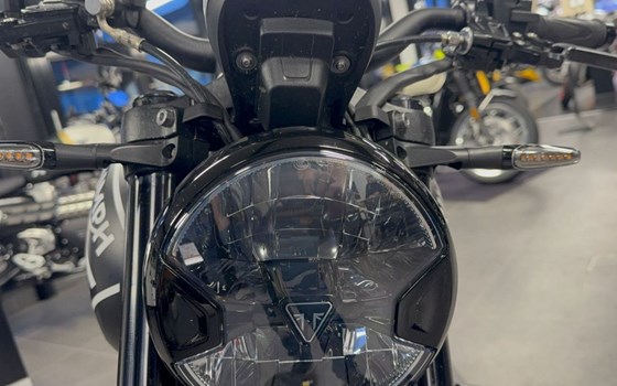 Gebrauchtmotorrad Triumph Trident 660 - Bild 13
