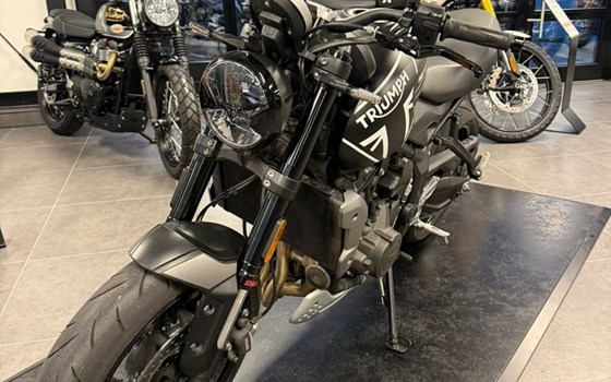 Gebrauchtmotorrad Triumph Trident 660 - Bild 6