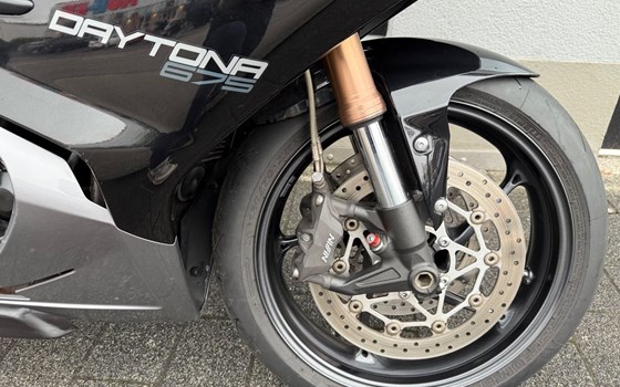 Gebrauchtmotorrad Triumph Daytona 675 - Bild 7