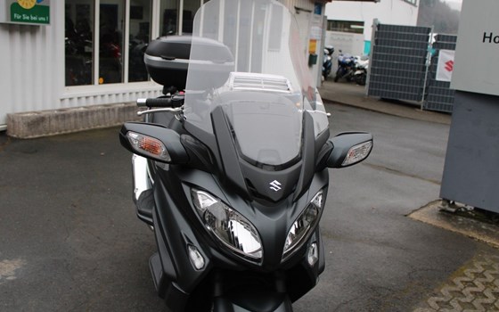 Gebrauchtmotorrad Suzuki Burgman 650 Executive - Bild 10