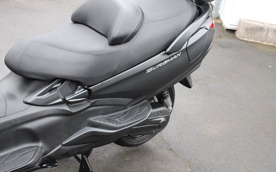 Gebrauchtmotorrad Suzuki Burgman 650 Executive - Bild 12