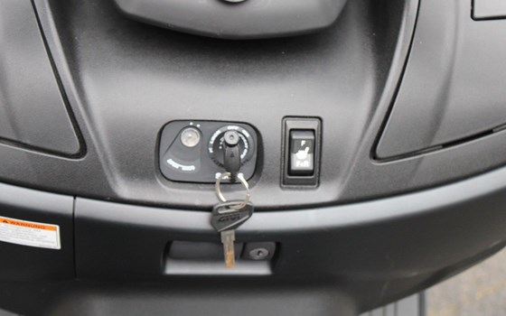 Gebrauchtmotorrad Suzuki Burgman 650 Executive - Bild 14