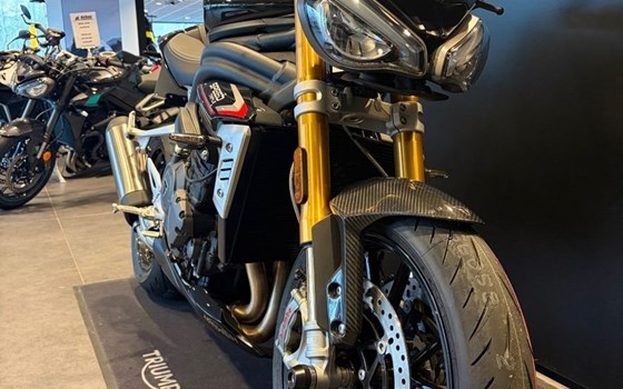 Gebrauchtmotorrad Triumph Speed Triple 1200 RS - Bild 3