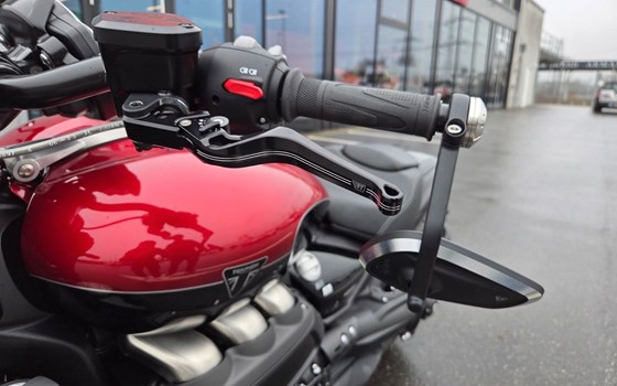 Gebrauchtmotorrad Triumph Rocket 3 Storm R - Bild 6