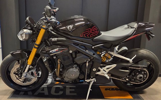 Gebrauchtmotorrad Triumph Speed Triple 1200 RS - Bild 1