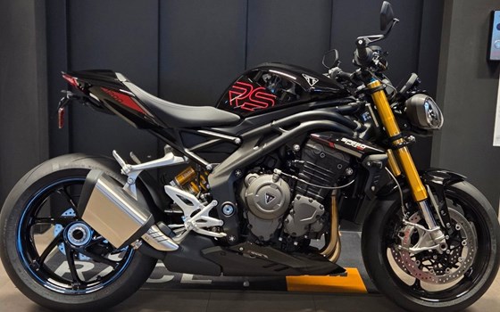 Gebrauchtmotorrad Triumph Speed Triple 1200 RS - Bild 3