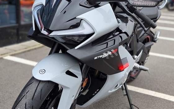 Neufahrzeug CFMOTO 675SR-R - Bild 1