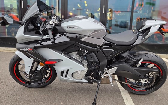 Neufahrzeug CFMOTO 675SR-R - Bild 3