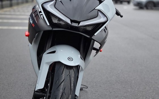Neufahrzeug CFMOTO 675SR-R - Bild 4