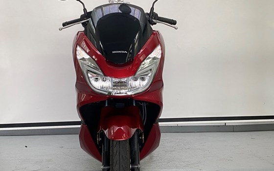 Gebrauchtmotorrad Honda PCX125 - Bild 4
