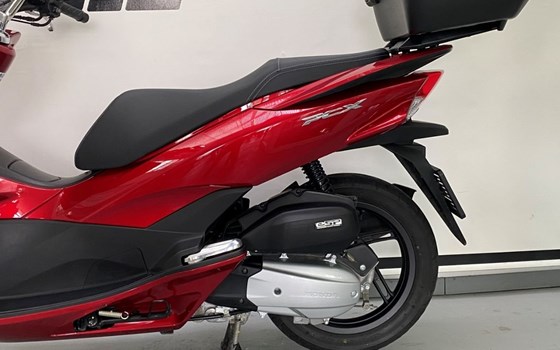 Gebrauchtmotorrad Honda PCX125 - Bild 7