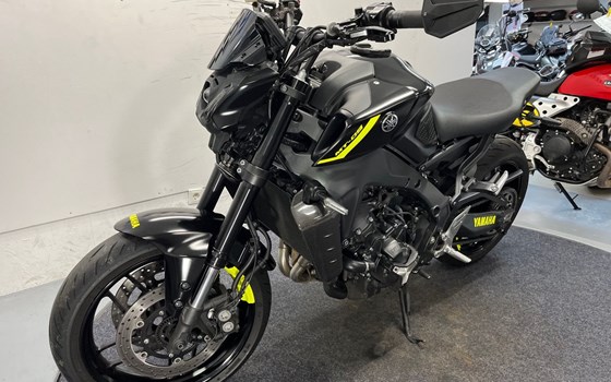 Gebrauchtmotorrad Yamaha MT-09 35kW - Bild 5