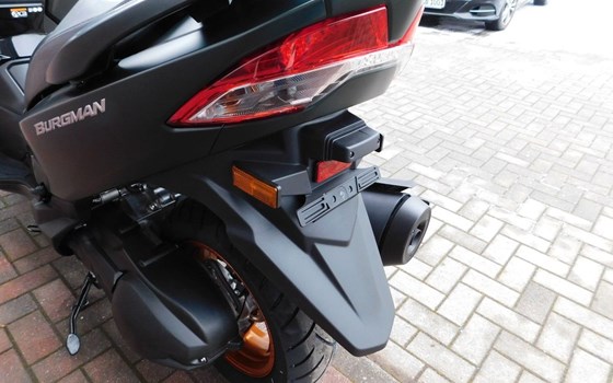 Neufahrzeug Suzuki Burgman 400 - Bild 9