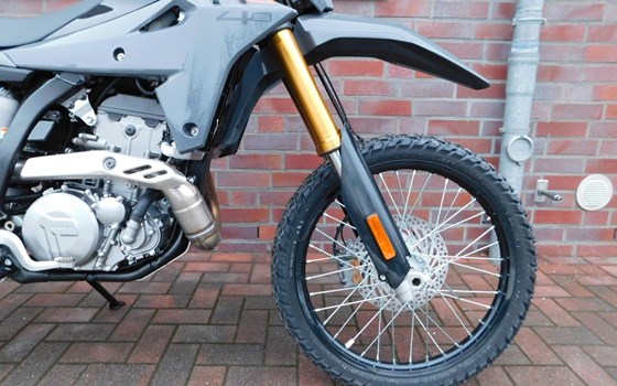 Neufahrzeug Suzuki DR-Z4S - Bild 14