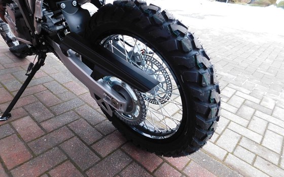 Neufahrzeug Suzuki DR-Z4S - Bild 8