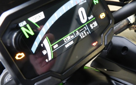 Gebrauchtmotorrad Kawasaki Z900 - Bild 9