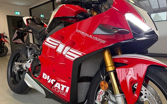 Gebrauchtmotorrad Ducati Panigale V4 SP2 - Bild 2