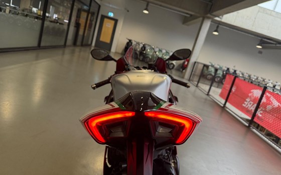 Gebrauchtmotorrad Ducati Panigale V4 SP2 - Bild 8