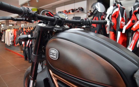 Gebrauchtmotorrad Ducati Scrambler Italia Independent - Bild 15