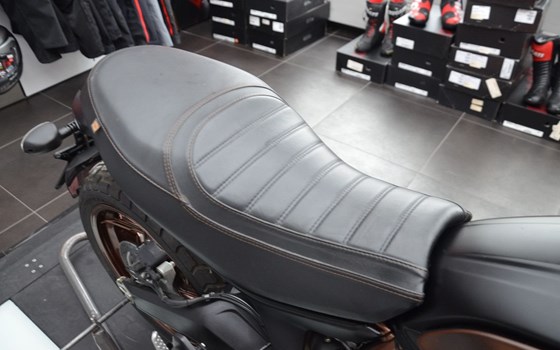 Gebrauchtmotorrad Ducati Scrambler Italia Independent - Bild 5