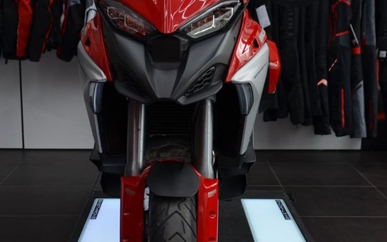 Gebrauchtmotorrad Ducati Multistrada V4 S - Bild 3
