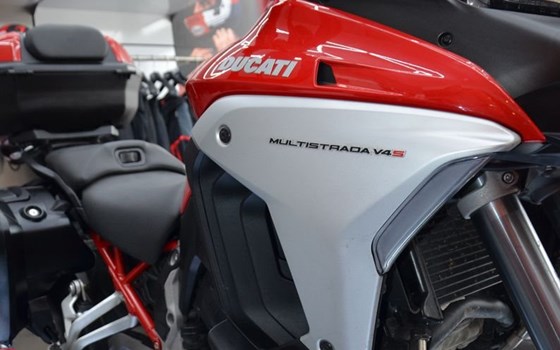 Gebrauchtmotorrad Ducati Multistrada V4 S - Bild 6