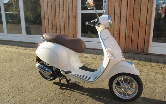 Neufahrzeug Vespa Primavera 125 - Bild 1