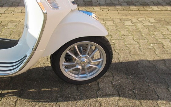Neufahrzeug Vespa Primavera 125 - Bild 13